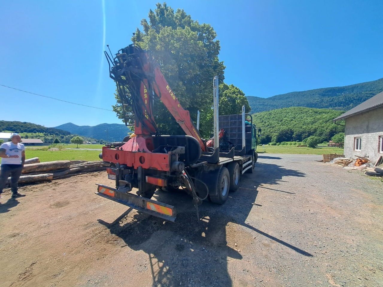 MAN 33.464 6x4 forest truck - Complete Spring - Epsilon E128 + scissors - Камион за дърва: снимка 4 MAN 33.464 6x4 forest truck - Complete Spring - Epsilon E128 + scissors - Камион за дърва: снимка 4