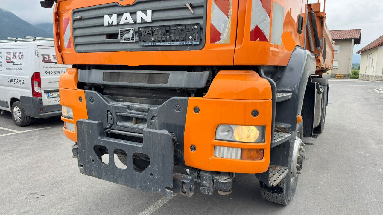 MAN TGA 18.320 4X4 meiller tipper - euro 4 - Самосвал камион: снимка 2 MAN TGA 18.320 4X4 meiller tipper - euro 4 - Самосвал камион: снимка 2