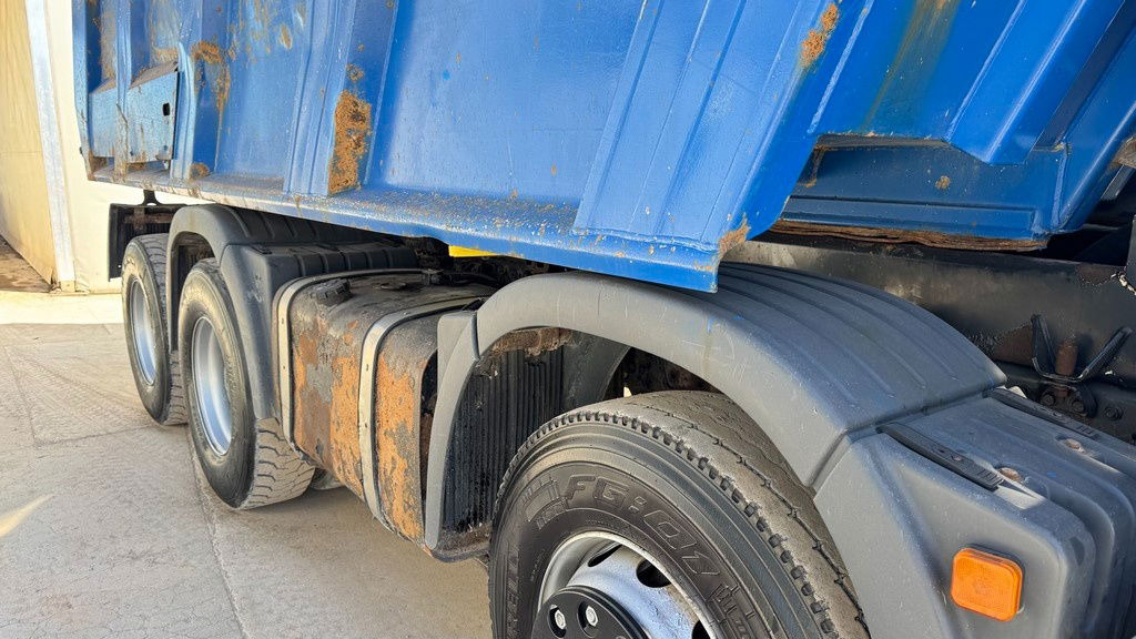 MAN TGA 41.480 8x4 Meiller dumper tipper - ac - Самосвал камион: снимка 4 MAN TGA 41.480 8x4 Meiller dumper tipper - ac - Самосвал камион: снимка 4