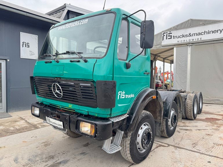 Mercedes-Benz 3025 8x4 chassis - complete spring - Шаси кабина: снимка 1 Mercedes-Benz 3025 8x4 chassis - complete spring - Шаси кабина: снимка 1
