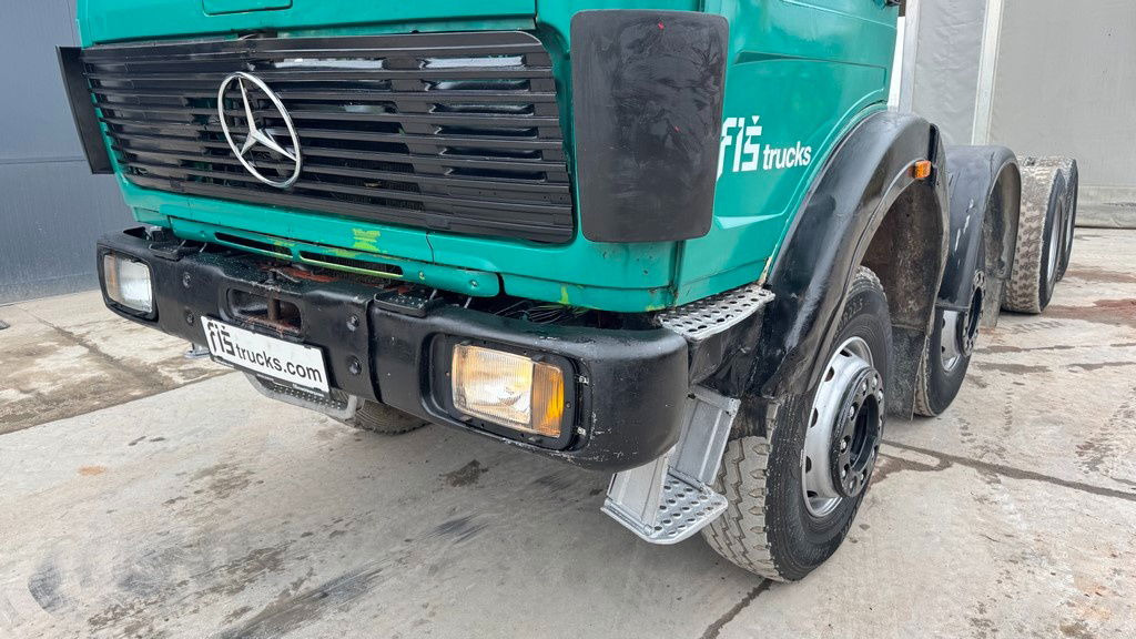 Mercedes-Benz 3025 8x4 chassis - complete spring - Шаси кабина: снимка 2 Mercedes-Benz 3025 8x4 chassis - complete spring - Шаси кабина: снимка 2