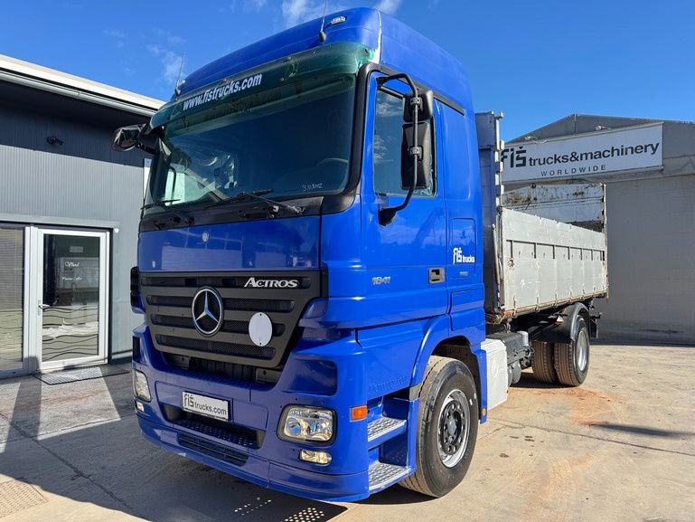 Mercedes-Benz Actros 1841 L 4x2 tipper - tarpaulin - euro 5 - Самосвал камион: снимка 1 Mercedes-Benz Actros 1841 L 4x2 tipper - tarpaulin - euro 5 - Самосвал камион: снимка 1
