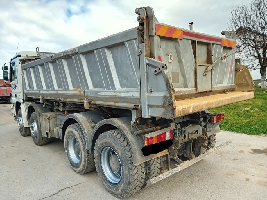 Mercedes-Benz Actros 3241 8x4 meiller tipper - bordmatic - Самосвал камион: снимка 4 Mercedes-Benz Actros 3241 8x4 meiller tipper - bordmatic - Самосвал камион: снимка 4