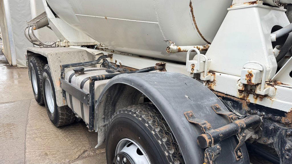 Mercedes-Benz Actros 3536 8x4 stetter schwing mixer 9m3 - Бетоновоз: снимка 5 Mercedes-Benz Actros 3536 8x4 stetter schwing mixer 9m3 - Бетоновоз: снимка 5