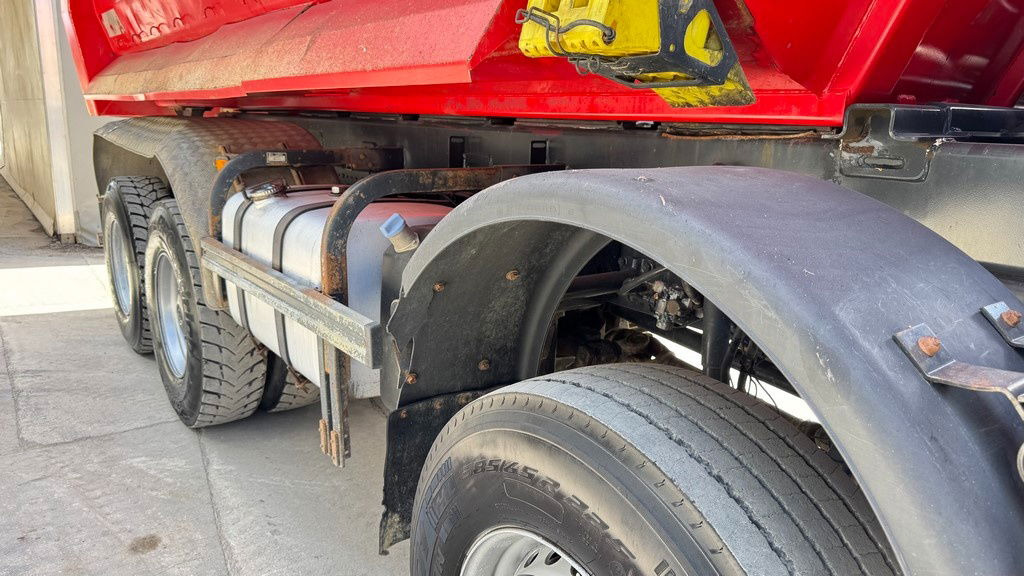 Mercedes-Benz Actros 4141 K 8x6 meiller mulda tipper - air condition - Самосвал камион: снимка 4 Mercedes-Benz Actros 4141 K 8x6 meiller mulda tipper - air condition - Самосвал камион: снимка 4