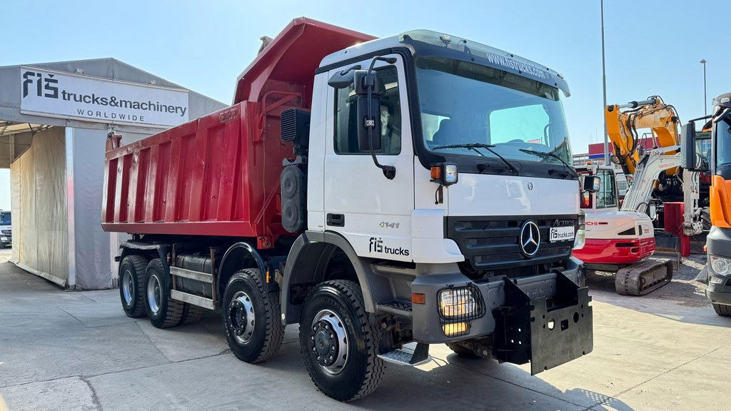Mercedes-Benz Actros 4141 K 8x6 tipper - 18m3 - Самосвал камион: снимка 3 Mercedes-Benz Actros 4141 K 8x6 tipper - 18m3 - Самосвал камион: снимка 3