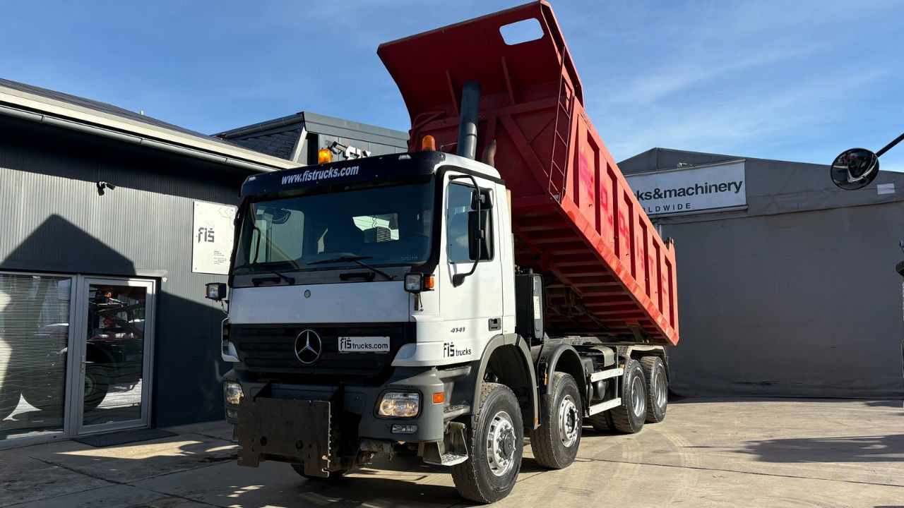 Mercedes-Benz Actros 4141 K 8x6 tipper - 19m3 - spring suspension - Самосвал камион: снимка 5 Mercedes-Benz Actros 4141 K 8x6 tipper - 19m3 - spring suspension - Самосвал камион: снимка 5