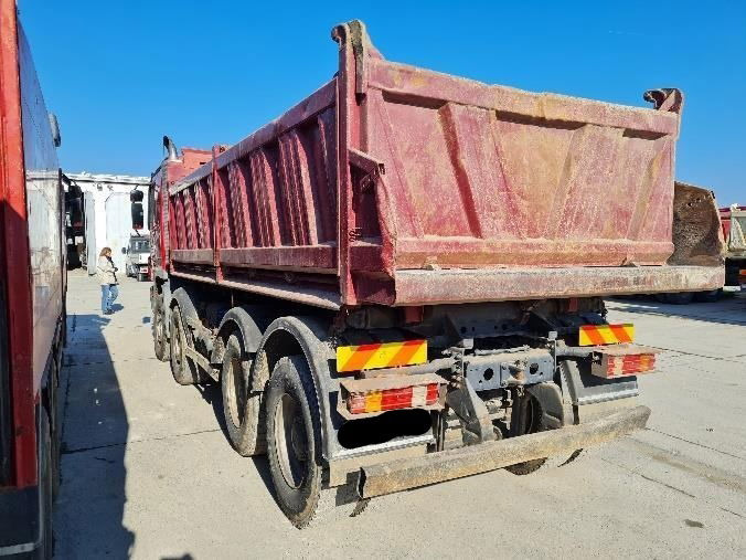 Mercedes-Benz Actros 4144 8x4 tipper - 1st owner - Самосвал камион: снимка 5 Mercedes-Benz Actros 4144 8x4 tipper - 1st owner - Самосвал камион: снимка 5