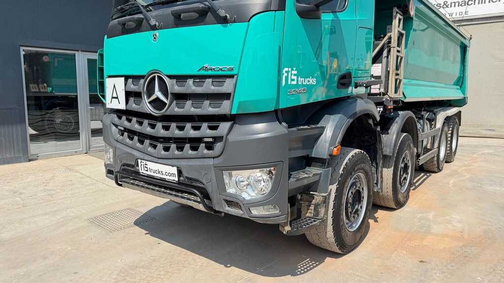 Mercedes-Benz Arocs 3248 8X4 mulda tipper - electric taurpaulin - Самосвал камион: снимка 2 Mercedes-Benz Arocs 3248 8X4 mulda tipper - electric taurpaulin - Самосвал камион: снимка 2