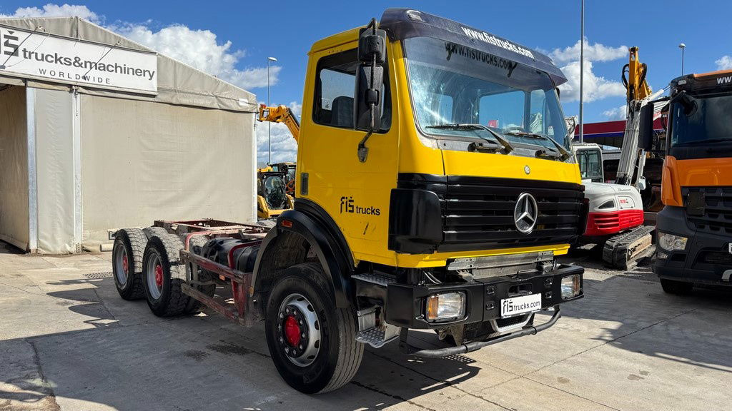 Mercedes-Benz SK 2627 6x4 chassis - V6 - full spring - Шаси кабина: снимка 3 Mercedes-Benz SK 2627 6x4 chassis - V6 - full spring - Шаси кабина: снимка 3