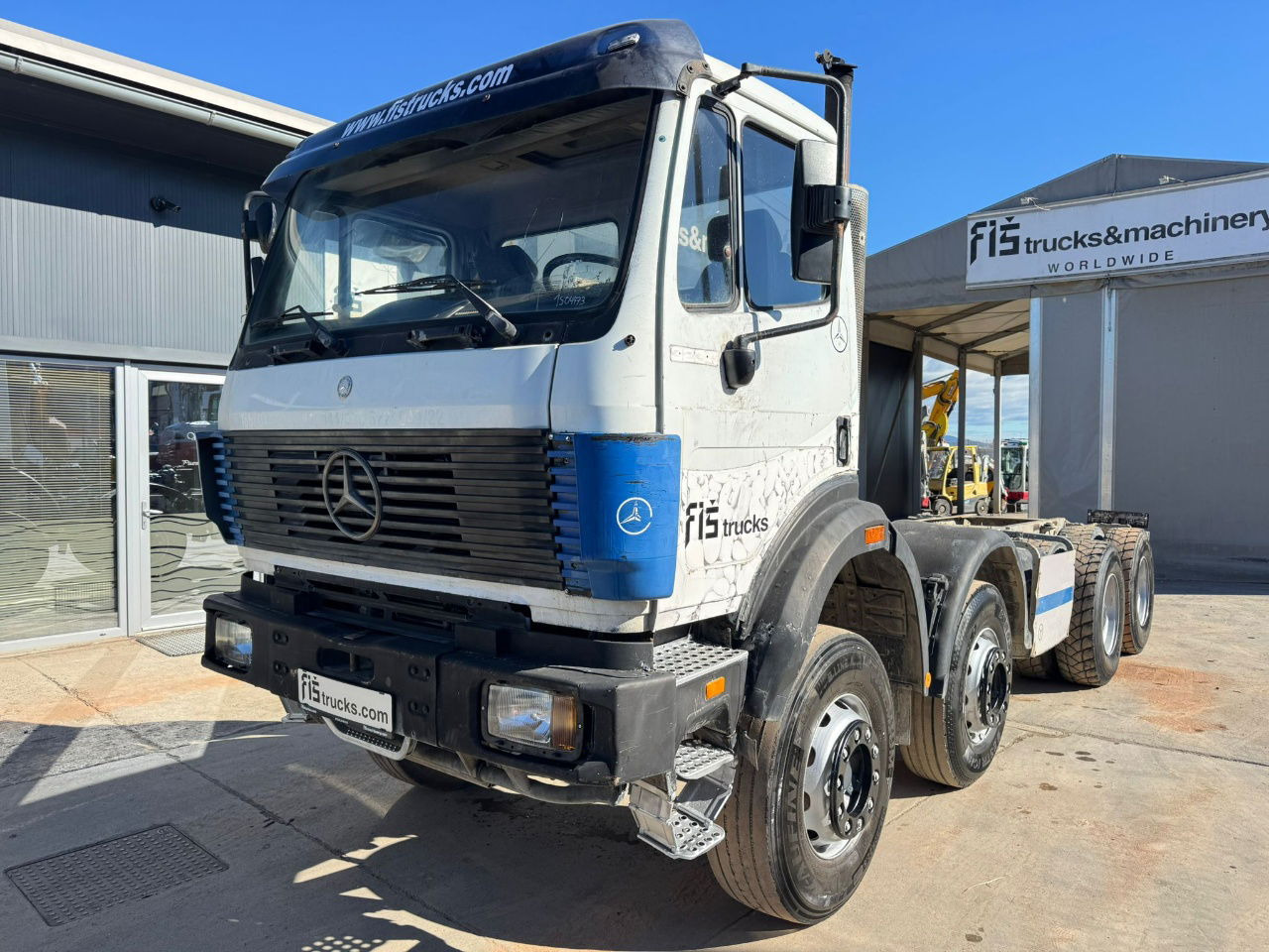 Mercedes-Benz SK 3234 8x4 chassis - Шаси кабина: снимка 1 Mercedes-Benz SK 3234 8x4 chassis - Шаси кабина: снимка 1