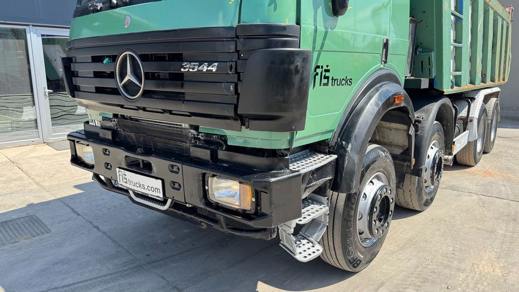 Mercedes-Benz SK 3235 8X4 tipper - V8 - Самосвал камион: снимка 2 Mercedes-Benz SK 3235 8X4 tipper - V8 - Самосвал камион: снимка 2