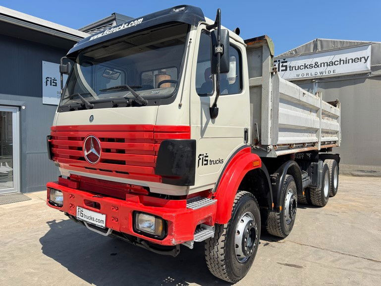 Mercedes-Benz SK 3235 8X4 tipper - V8 - top conditon - Самосвал камион: снимка 1 Mercedes-Benz SK 3235 8X4 tipper - V8 - top conditon - Самосвал камион: снимка 1