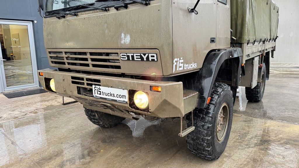 Steyr 12M18 4X4 stake body - ex. truck - Камион с брезент: снимка 2 Steyr 12M18 4X4 stake body - ex. truck - Камион с брезент: снимка 2