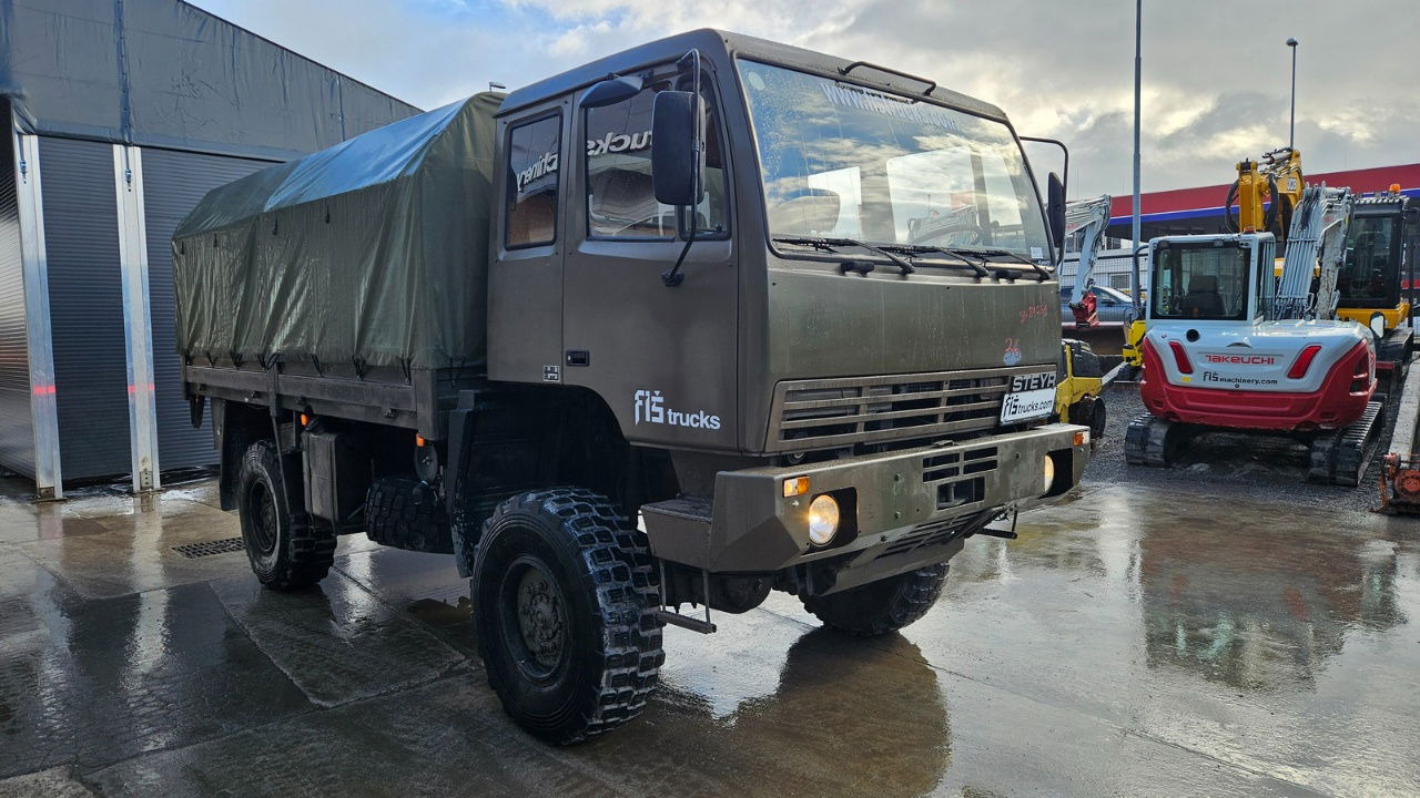Steyr 12M18 4X4 stake body - truck - Камион с брезент: снимка 2 Steyr 12M18 4X4 stake body - truck - Камион с брезент: снимка 2