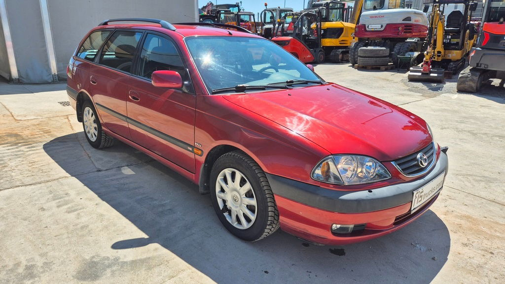 Toyota Avensis 1.8 - Petrol - 5 Doors - AC - Комби: снимка 3 Toyota Avensis 1.8 - Petrol - 5 Doors - AC - Комби: снимка 3