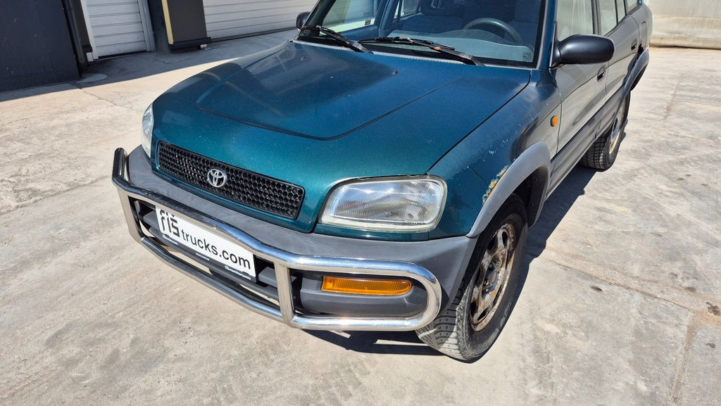 Toyota RAV4 2.0 - Petrol - Automatic - Джип: снимка 2 Toyota RAV4 2.0 - Petrol - Automatic - Джип: снимка 2