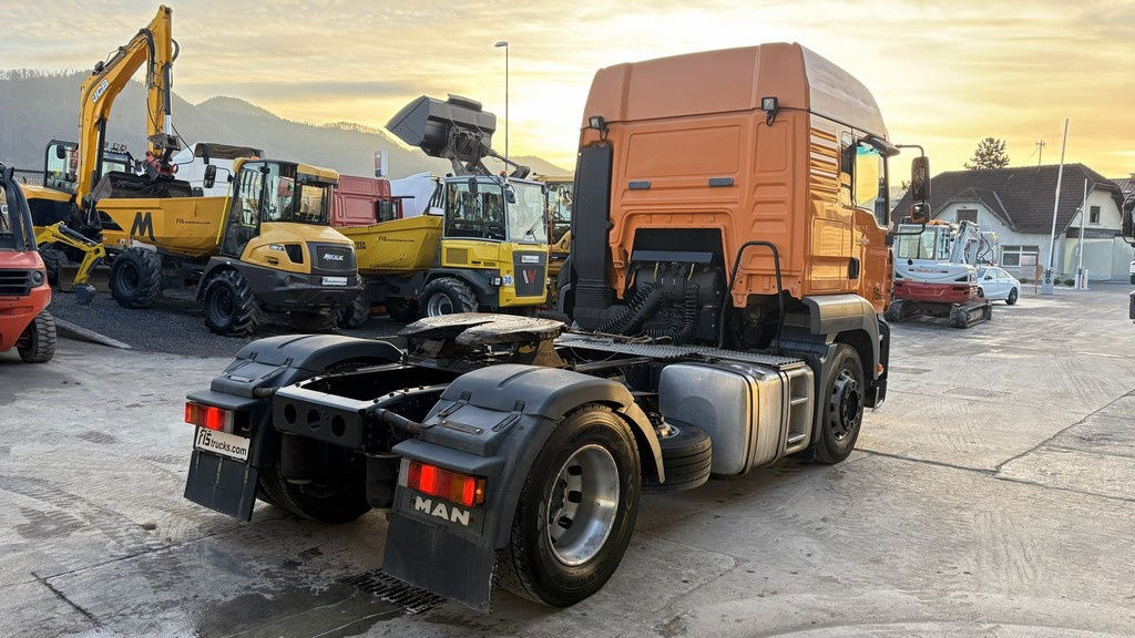 MAN TGA 18.430 4x2 tractor unit - new tyres - Влекач: снимка 3 MAN TGA 18.430 4x2 tractor unit - new tyres - Влекач: снимка 3