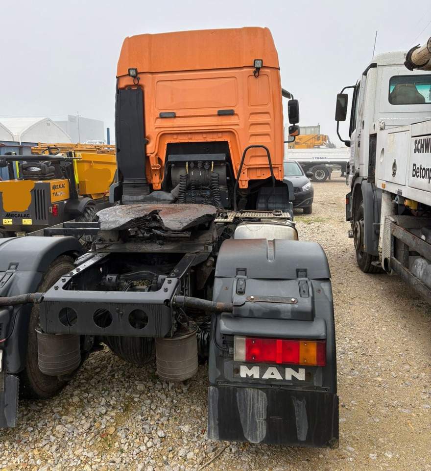 MAN TGA 18.430 4x2 tractor unit - new tyres - Влекач: снимка 4 MAN TGA 18.430 4x2 tractor unit - new tyres - Влекач: снимка 4