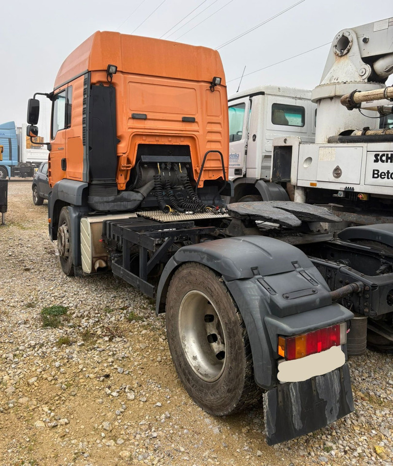 MAN TGA 18.430 4x2 tractor unit - new tyres - Влекач: снимка 3 MAN TGA 18.430 4x2 tractor unit - new tyres - Влекач: снимка 3