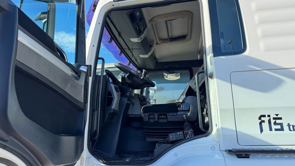 Влекач MAN TGS 18.460 4X4 tractor unit - cardan - motor brake: снимка 19