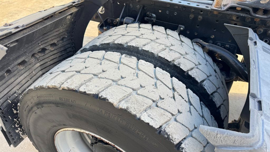 Влекач MAN TGS 18.460 4X4 tractor unit - cardan - motor brake: снимка 12