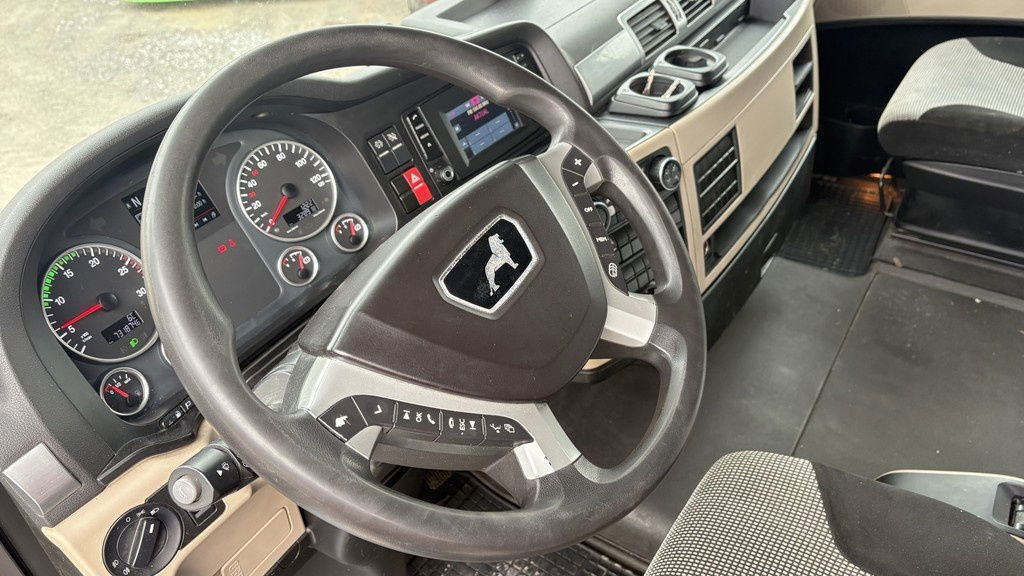 Влекач MAN TGX 18.500 4X2 BLS tractor unit - tipp. hydr. - retarder: снимка 14 Влекач MAN TGX 18.500 4X2 BLS tractor unit - tipp. hydr. - retarder: снимка 14