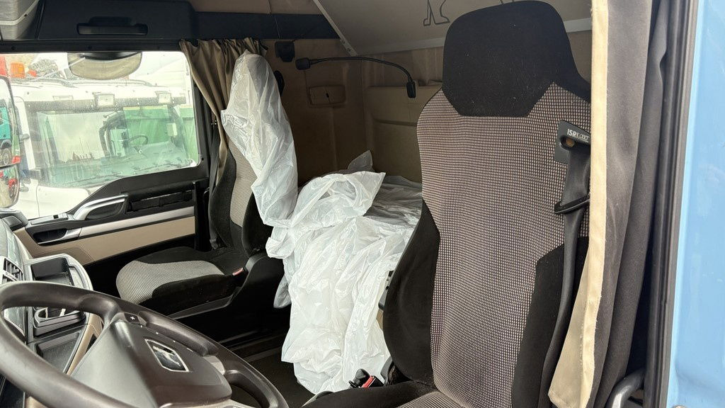 Влекач MAN TGX 18.500 4X2 BLS tractor unit - tipp. hydr. - retarder: снимка 18 Влекач MAN TGX 18.500 4X2 BLS tractor unit - tipp. hydr. - retarder: снимка 18