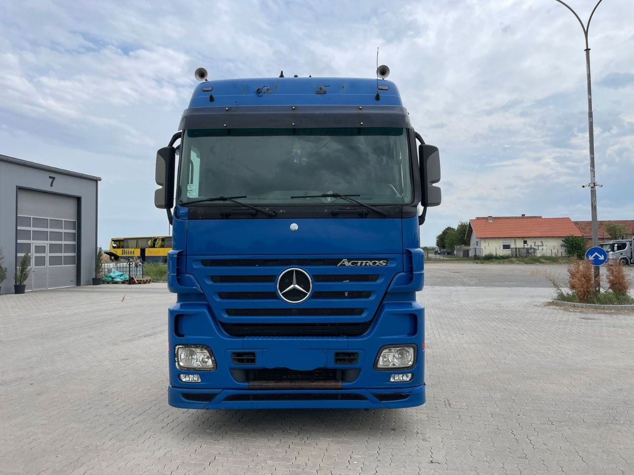 Mercedes-Benz Actros 1844 4x2 tractor unit - retarder - Влекач: снимка 2 Mercedes-Benz Actros 1844 4x2 tractor unit - retarder - Влекач: снимка 2