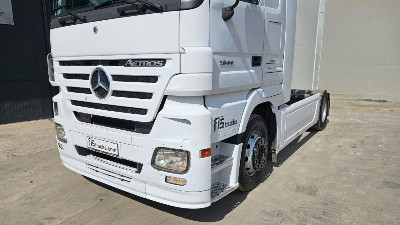 Mercedes-Benz Actros 1844 LS 4x2 tractor unit - Влекач: снимка 2 Mercedes-Benz Actros 1844 LS 4x2 tractor unit - Влекач: снимка 2