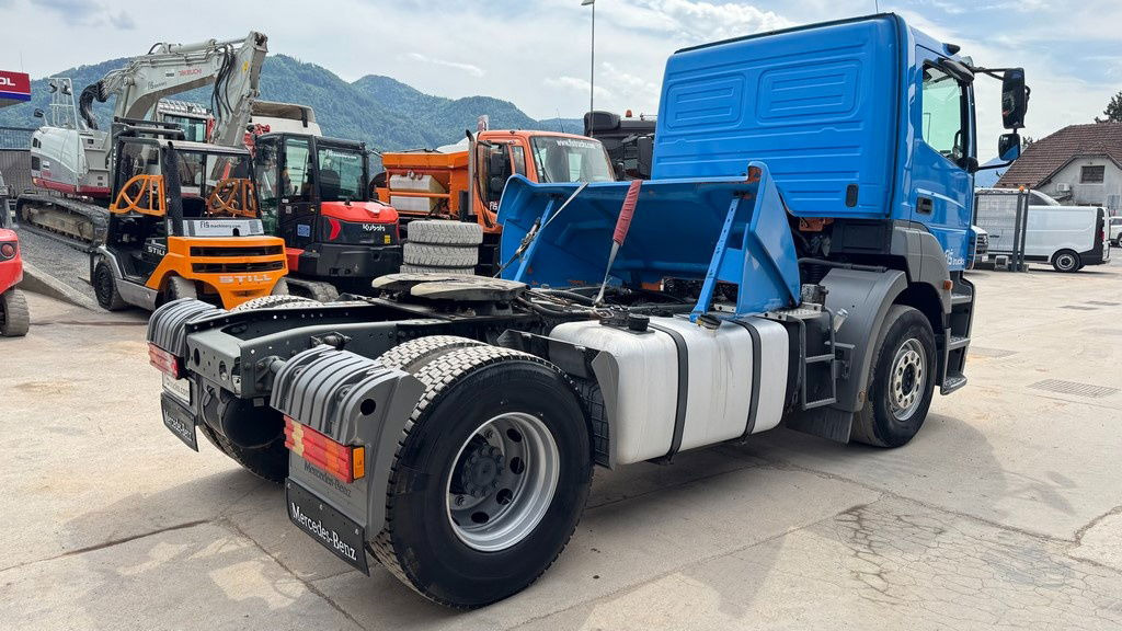 Mercedes-Benz Axor 1840 LS 4x2 tipper hydraulics - Влекач: снимка 5 Mercedes-Benz Axor 1840 LS 4x2 tipper hydraulics - Влекач: снимка 5