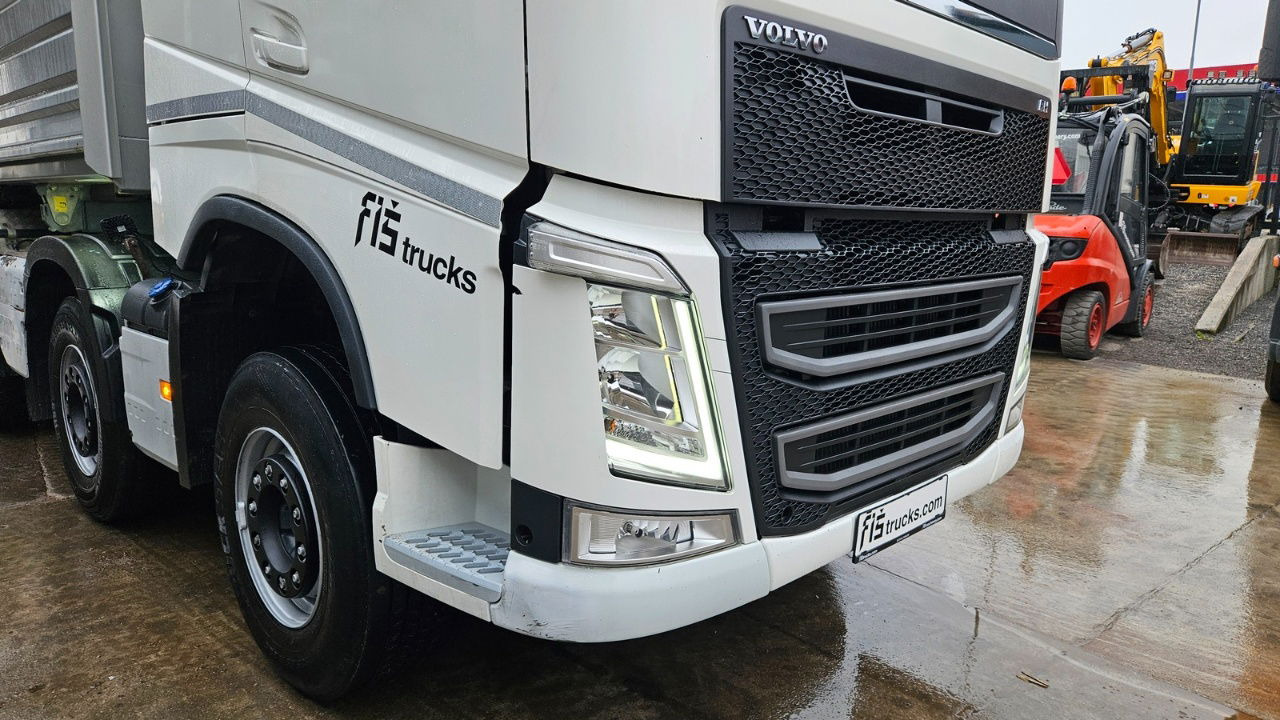 Volvo FH13 500 8x4 - meiller tipper - 1st owner - bordmatic - Самосвал камион: снимка 3 Volvo FH13 500 8x4 - meiller tipper - 1st owner - bordmatic - Самосвал камион: снимка 3
