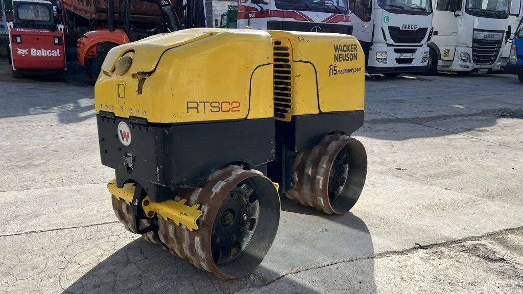 WACKER NEUSON Neuson RT 82 SC-2 - Remote Control - Мини валяк: снимка 4 WACKER NEUSON Neuson RT 82 SC-2 - Remote Control - Мини валяк: снимка 4
