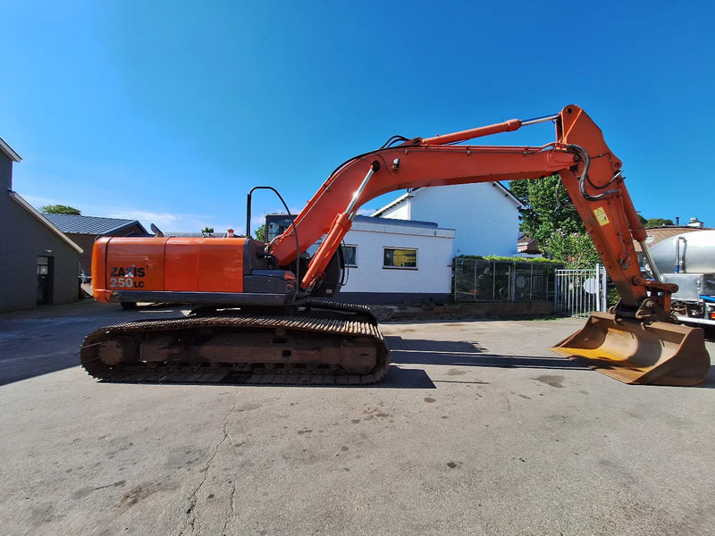 Hitachi ZX250LC - Верижен багер: снимка 1 Hitachi ZX250LC - Верижен багер: снимка 1