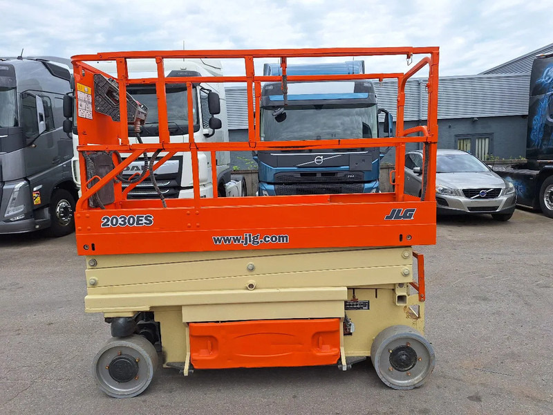 JLG 2030 ES - Ножична работна платформа: снимка 3 JLG 2030 ES - Ножична работна платформа: снимка 3