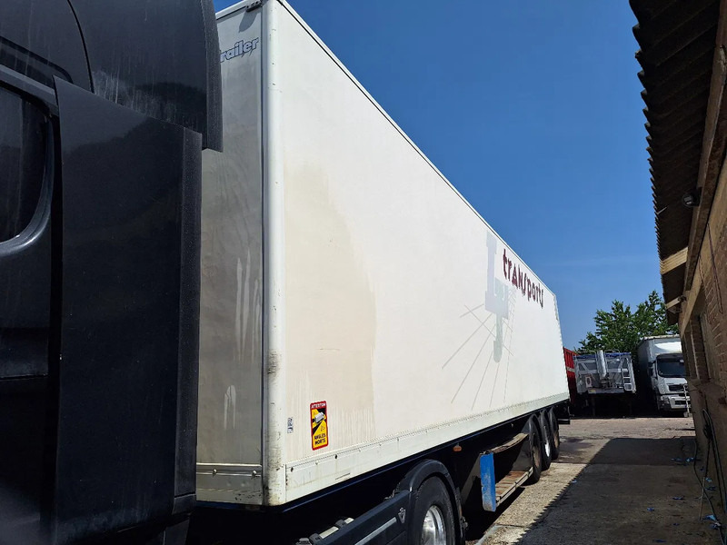 Lecitrailer 3E20BD1SP - Затворена каросерия полуремарке: снимка 4 Lecitrailer 3E20BD1SP - Затворена каросерия полуремарке: снимка 4
