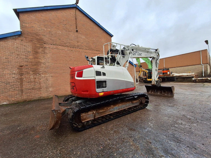 Takeuchi TE2150R - Верижен багер: снимка 3 Takeuchi TE2150R - Верижен багер: снимка 3