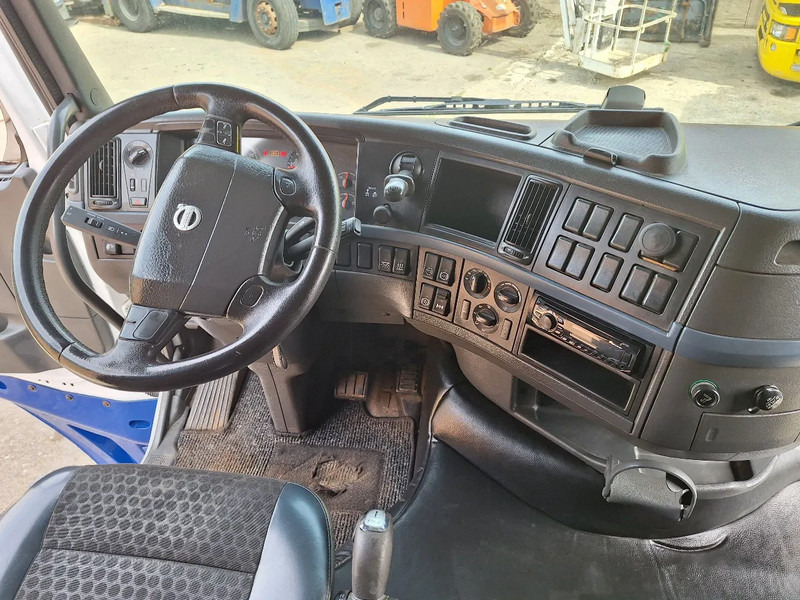 Влекач Volvo FH 400: снимка 8