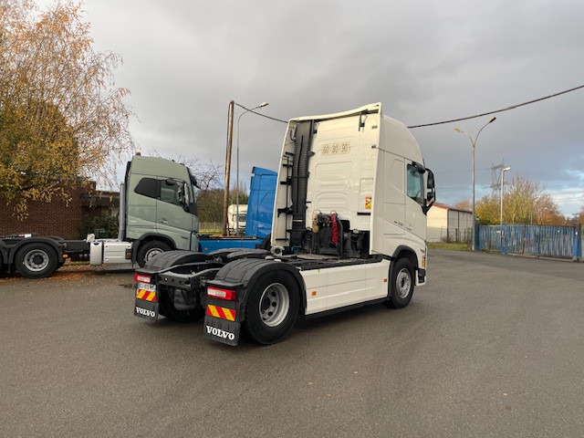 Volvo FH - Влекач: снимка 3 Volvo FH - Влекач: снимка 3