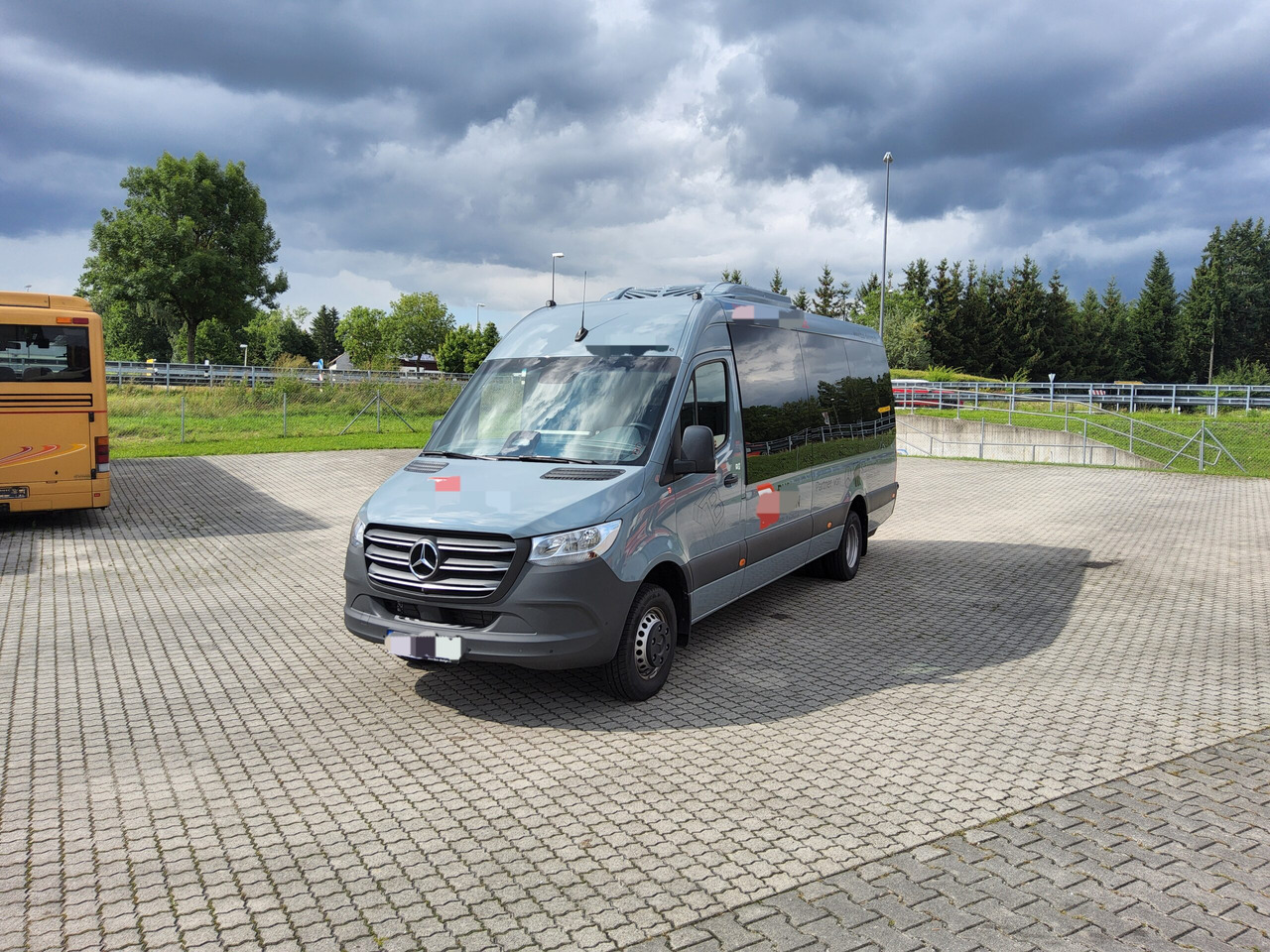 Mercedes Benz 517 cdi BusDesign Comfort 19+1+1 Schlafsitze / USB / Klima / Automatik - Микробус, Пътнически бус: снимка 2 Mercedes Benz 517 cdi BusDesign Comfort 19+1+1 Schlafsitze / USB / Klima / Automatik - Микробус, Пътнически бус: снимка 2