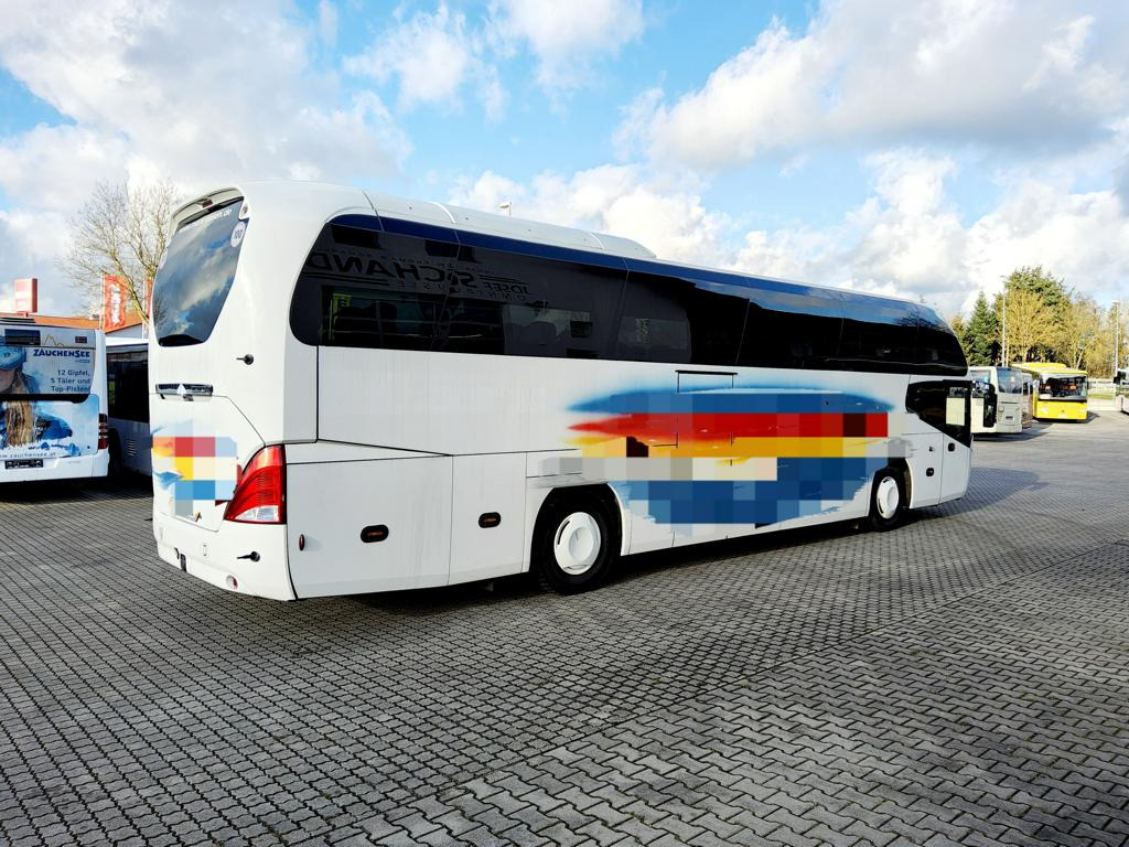 Neoplan Cityliner P14 6 gang manuell / WC / TÜV - Туристически автобус: снимка 4 Neoplan Cityliner P14 6 gang manuell / WC / TÜV - Туристически автобус: снимка 4