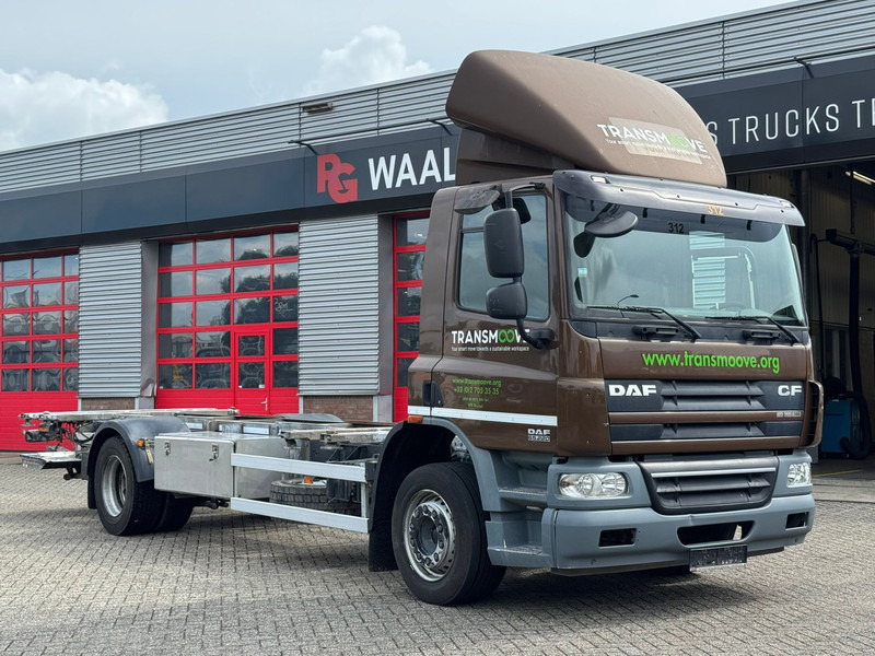 DAF CF65 220 - Шаси кабина: снимка 1 DAF CF65 220 - Шаси кабина: снимка 1