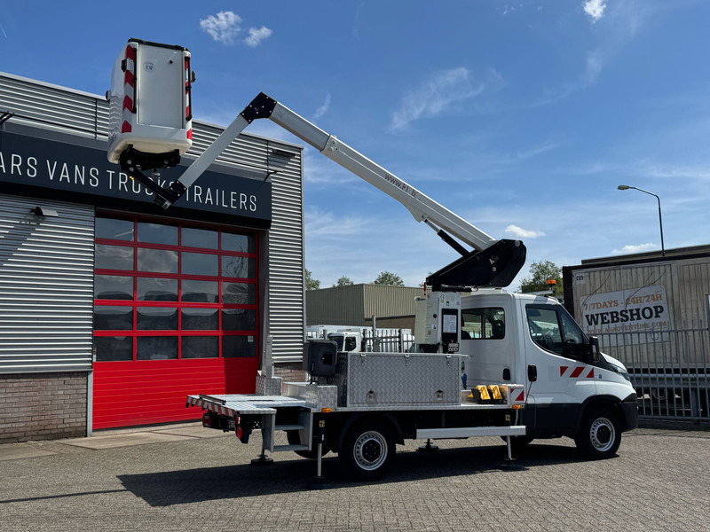 Iveco Daily 35S14 2 Person, Km 31.936!! 4x gestempeld, 2 persoonslift - Лекотоварен автомобил: снимка 3 Iveco Daily 35S14 2 Person, Km 31.936!! 4x gestempeld, 2 persoonslift - Лекотоварен автомобил: снимка 3