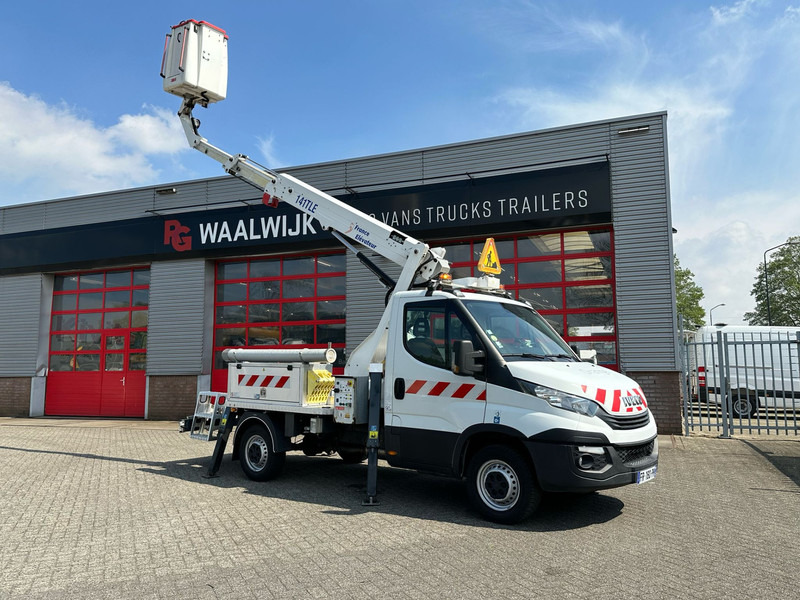 Iveco Daily 35S14 APK 10-07-2026 14 meter, 4x stamped, 413 working hours - Лекотоварен автомобил: снимка 1 Iveco Daily 35S14 APK 10-07-2026 14 meter, 4x stamped, 413 working hours - Лекотоварен автомобил: снимка 1
