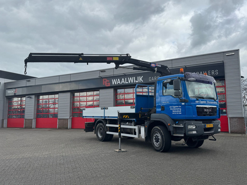 MAN TGM 18-290 4x4 Kraan met Open laadbak HMF Kraan 13 T - Камион с кран: снимка 1 MAN TGM 18-290 4x4 Kraan met Open laadbak HMF Kraan 13 T - Камион с кран: снимка 1