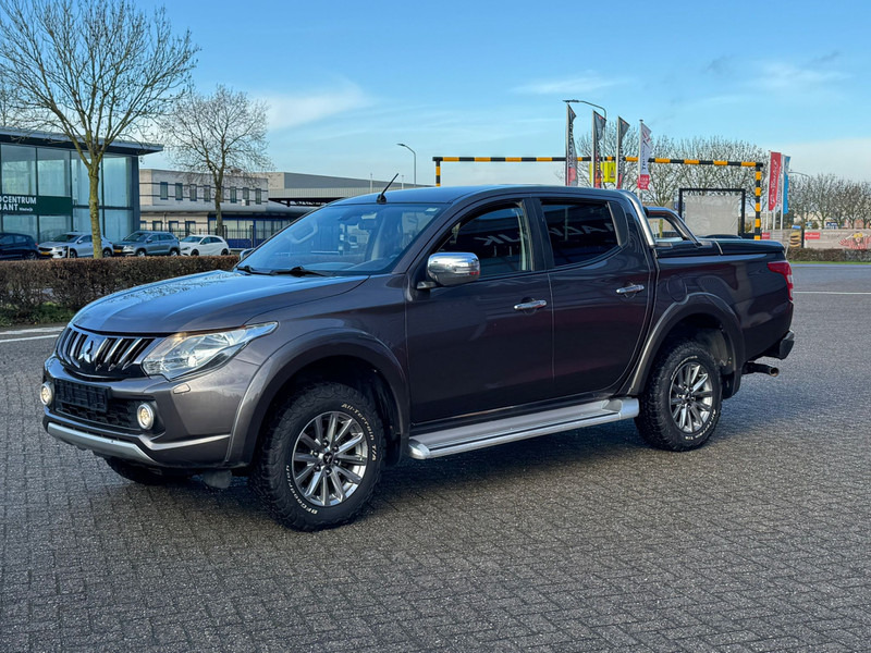 Mitsubishi L200 4*4 Cleartec Dubbel Cab airco - Пикап: снимка 3 Mitsubishi L200 4*4 Cleartec Dubbel Cab airco - Пикап: снимка 3