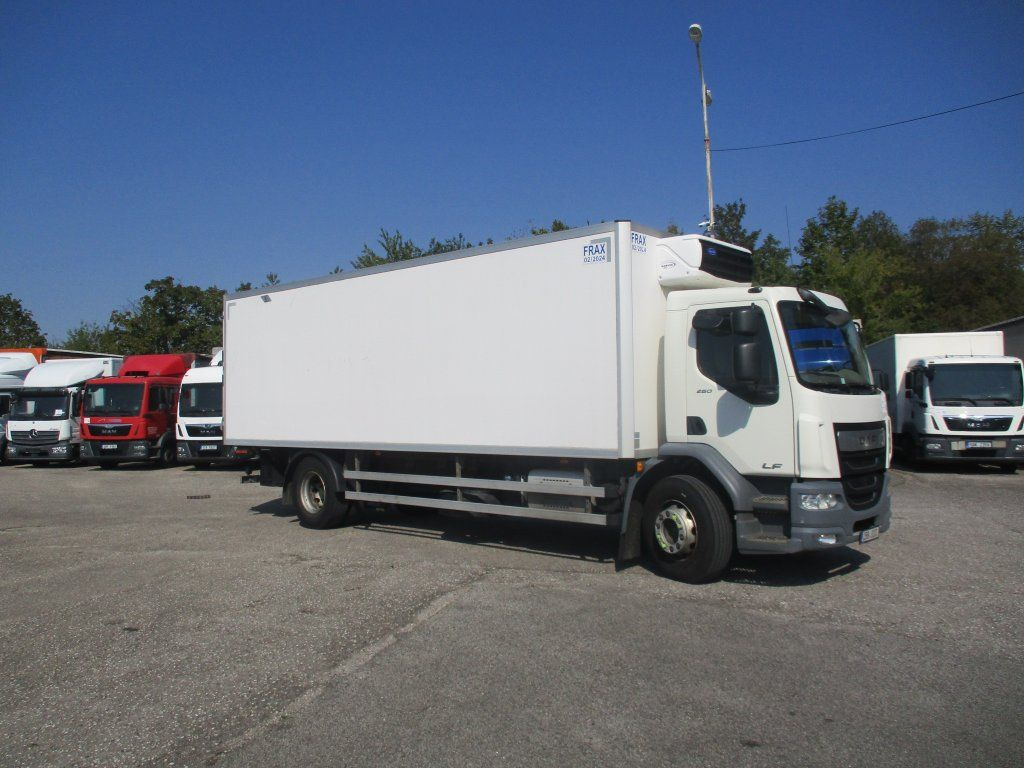 DAF LF 18.260 Xarios 600 DAF LF 18.260 Xarios 600 - Рефрижератор камион: снимка 2 DAF LF 18.260 Xarios 600 DAF LF 18.260 Xarios 600 - Рефрижератор камион: снимка 2