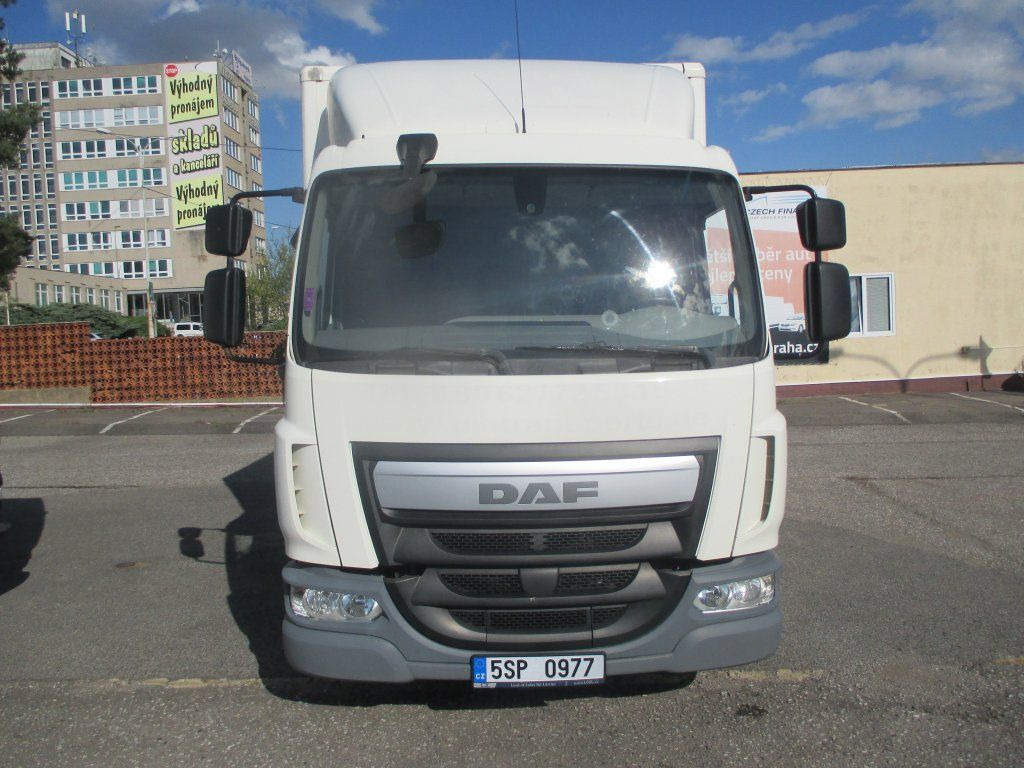 DAF LF 180 mit LBW - Лекотоварен автомобил фургон: снимка 2 DAF LF 180 mit LBW - Лекотоварен автомобил фургон: снимка 2