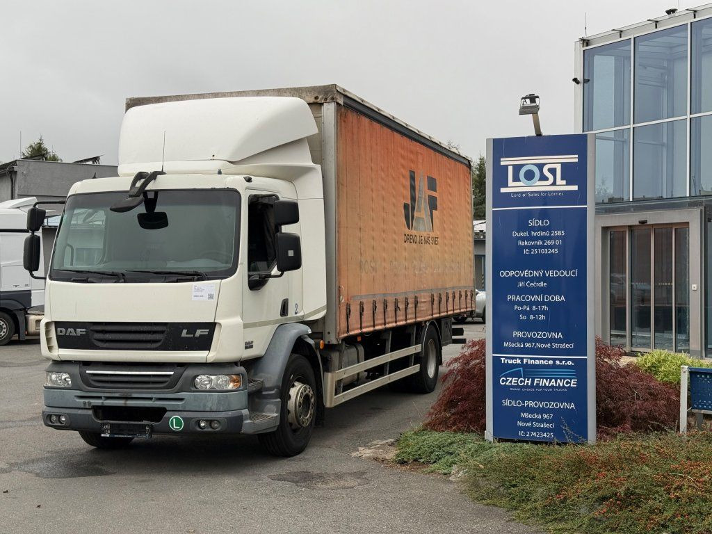 DAF LF55.250 EURO 4 - Камион с брезент: снимка 1 DAF LF55.250 EURO 4 - Камион с брезент: снимка 1