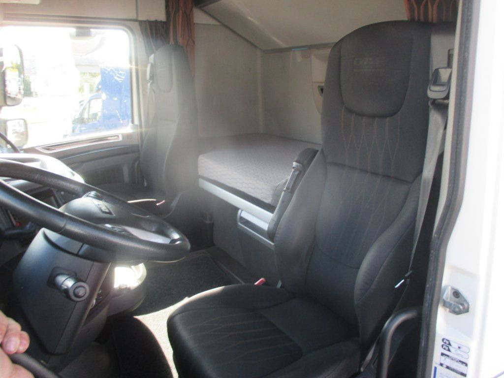 DAF XF 480, 6x2, - Камион фургон: снимка 5 DAF XF 480, 6x2, - Камион фургон: снимка 5